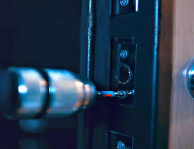 新安24小时上门开锁公司