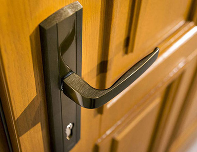 新安24小时上门开锁公司